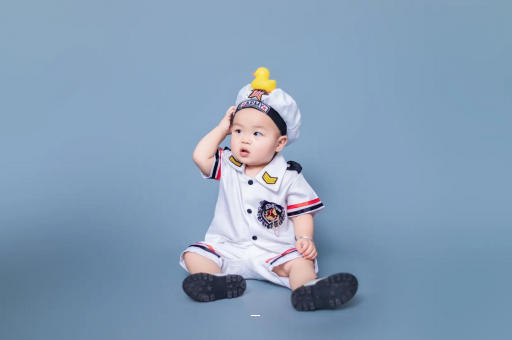 和田宝宝老摇头怎么回事 和田宝宝老摇头怎么回事